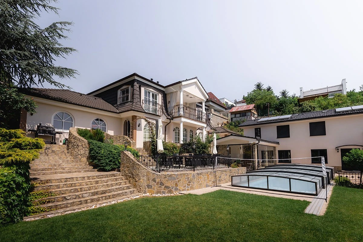 Modern house with pool